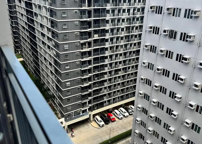 Apartment Del Rosario Place Shore 2 *